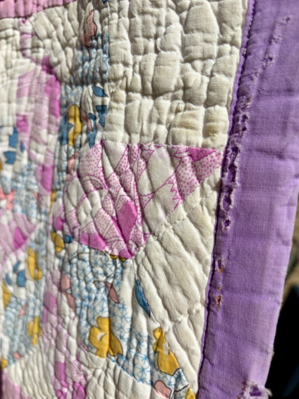 Vintage Hand Quilted Pinwheel Patchwork Quilt 57.5" x 70" – Pastel Cottagecore - Picture 8 of 17